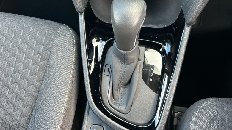 Toyota Yaris Cross 1.5 Hybrid Design 5dr CVT Hybrid Estate